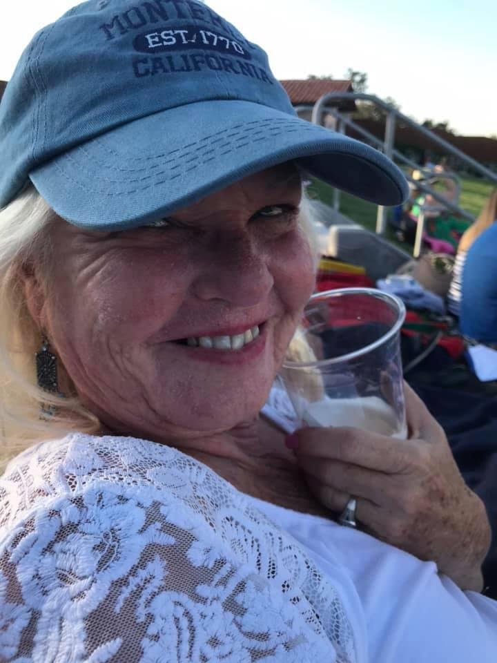 Night off work, get to see Chicago with my honey. If that’s not enough I can drink beer.🤪💕🍺
