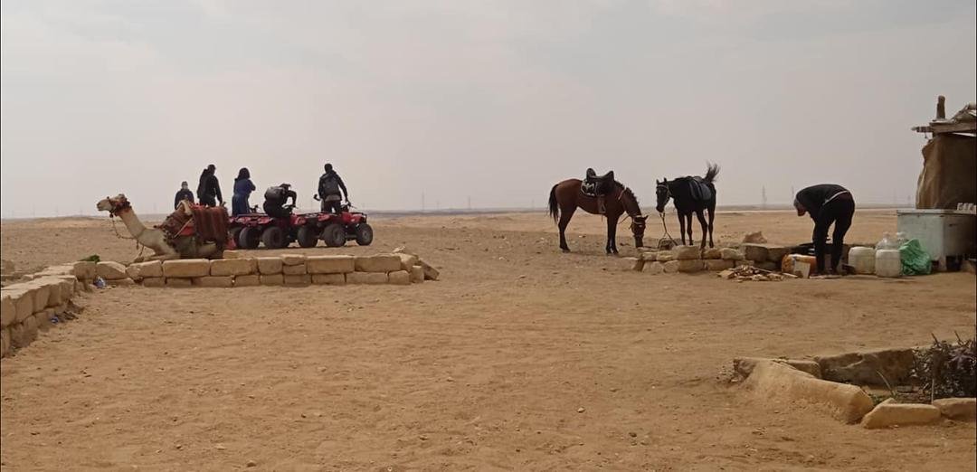 Choice of transport at tea shanty at top of plateau.