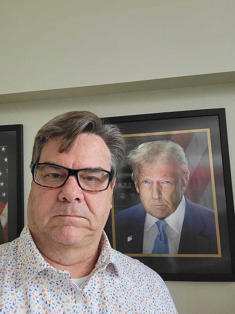 Visited the VAMC today and gave my serious DJT look.