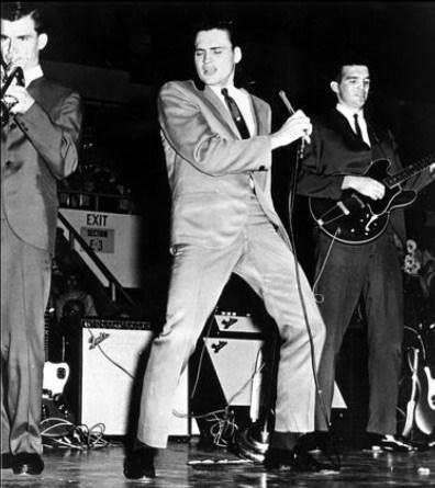 Roy Head, whose 1965 hit "Treat Her Right" hit #2 on the Billboard chart, passed away on Monday. He was 79. Head claimed that he once was dragged away by bodyguards after biting Elvis Presley on the ankle. As the story goes