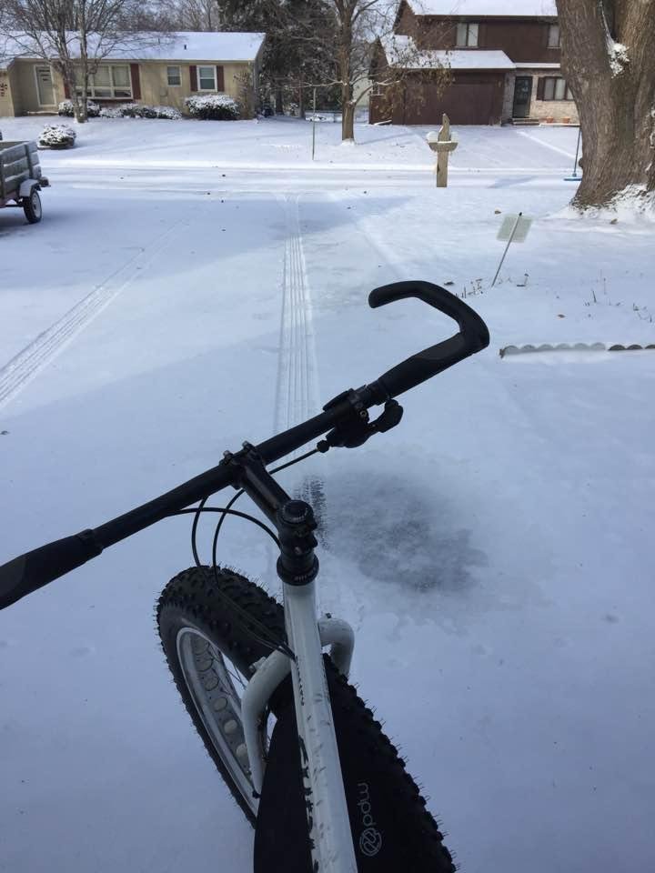 I got out for my first ride in the snow this morning. It was a lot of fun!