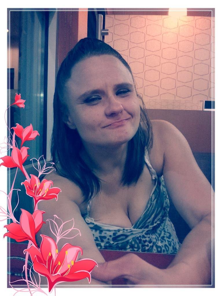 crystal sims' album, Mobile Uploads
