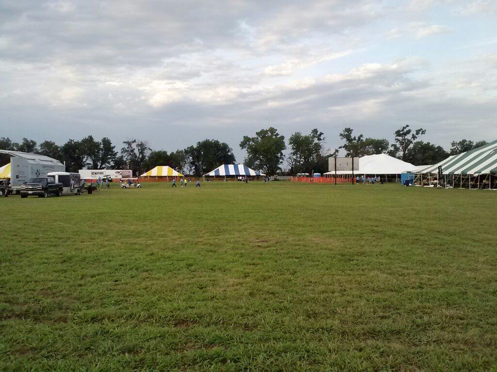 Convoy of Hope community outreach
Had 6000 people on grounds and thousands turned away. Traffic was gridlocked for a mile around church.