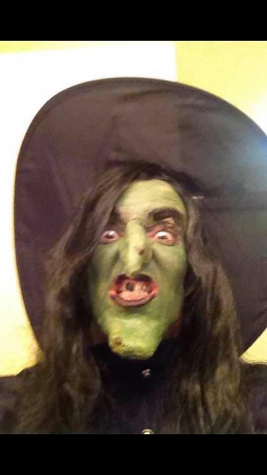 Happy Halloween! I will get you my pretty.