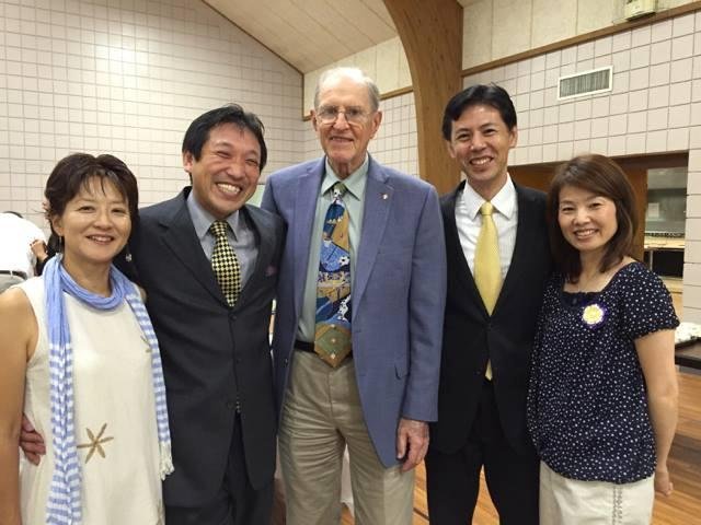 Pastor Iwao Satoh and his wife Tsuruka to my left; newly elected elder Makoto Shiga and his wife Kanami on my right. Pastor Satoh gave the benediction at Martha's memorial service.