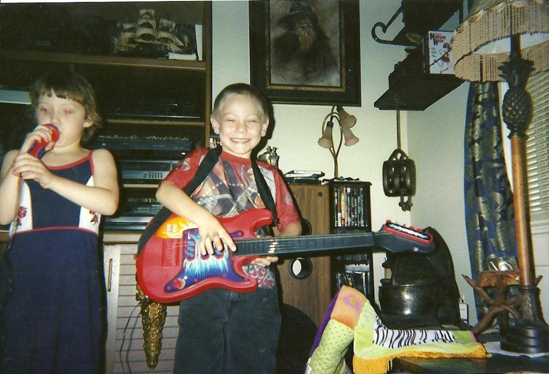 Thomas Deaton's album, Brian Deaton's family
