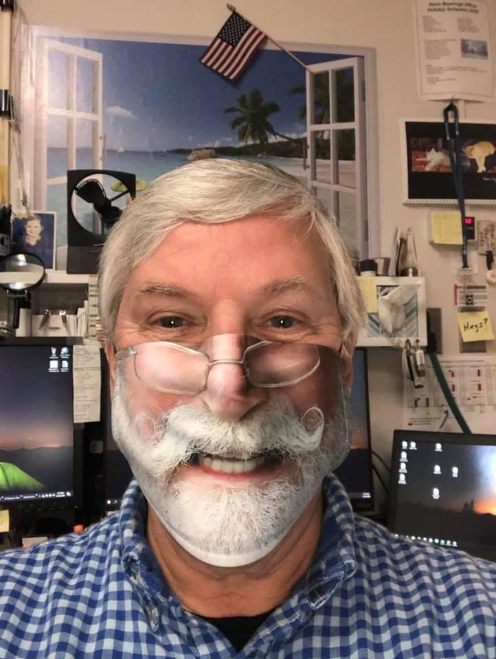 Kenneth Lynch's album, Mobile Uploads