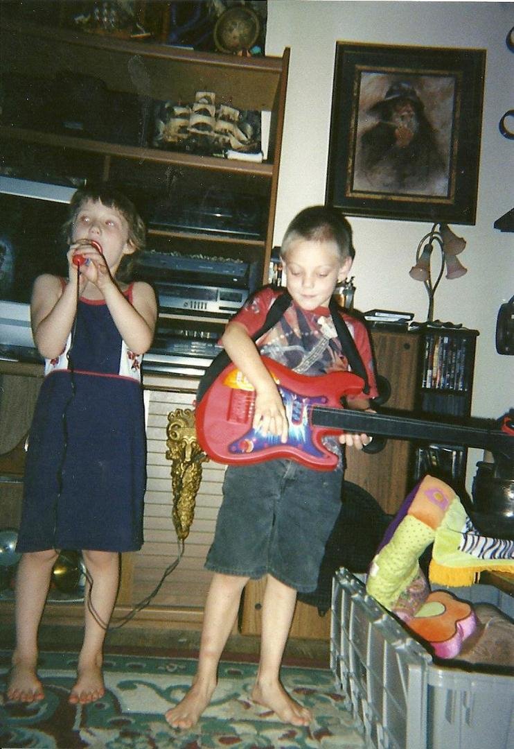 Thomas Deaton's album, Brian Deaton's family