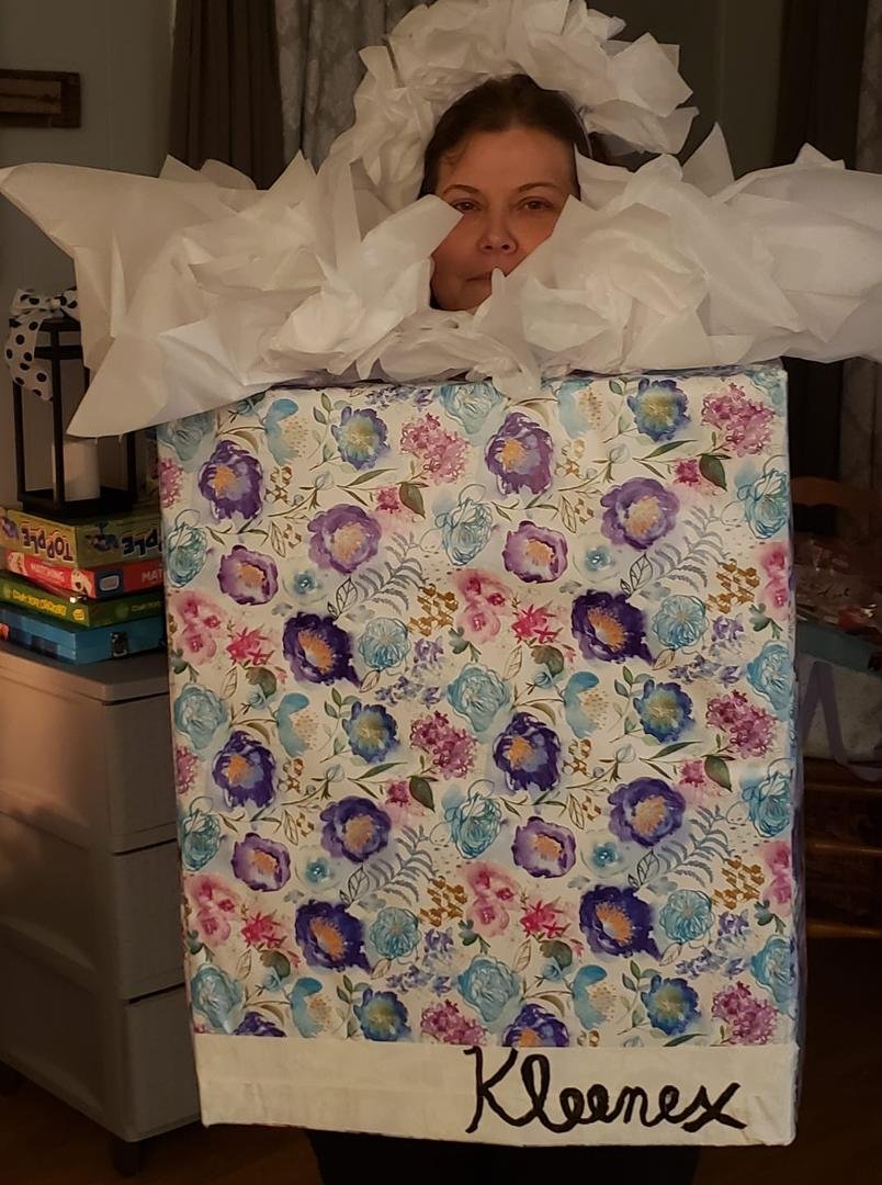 This Covid crap has hit Dawana hard...we thought and thought about a costume and here is what we came up for her costume for tomorrow...