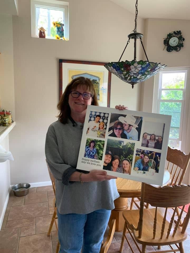 My Mother’s Day gift from my kids came in today! I just love it! 🥰🥰. Thank you Larry, Nicole, and Sarah!