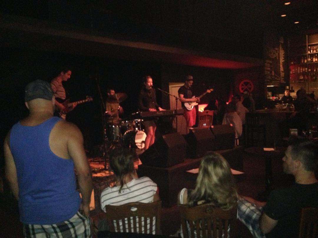 Another pic of The Gumsmackers last Saturday nite at The Amsterdam Bar & Grill. YEHA!!!