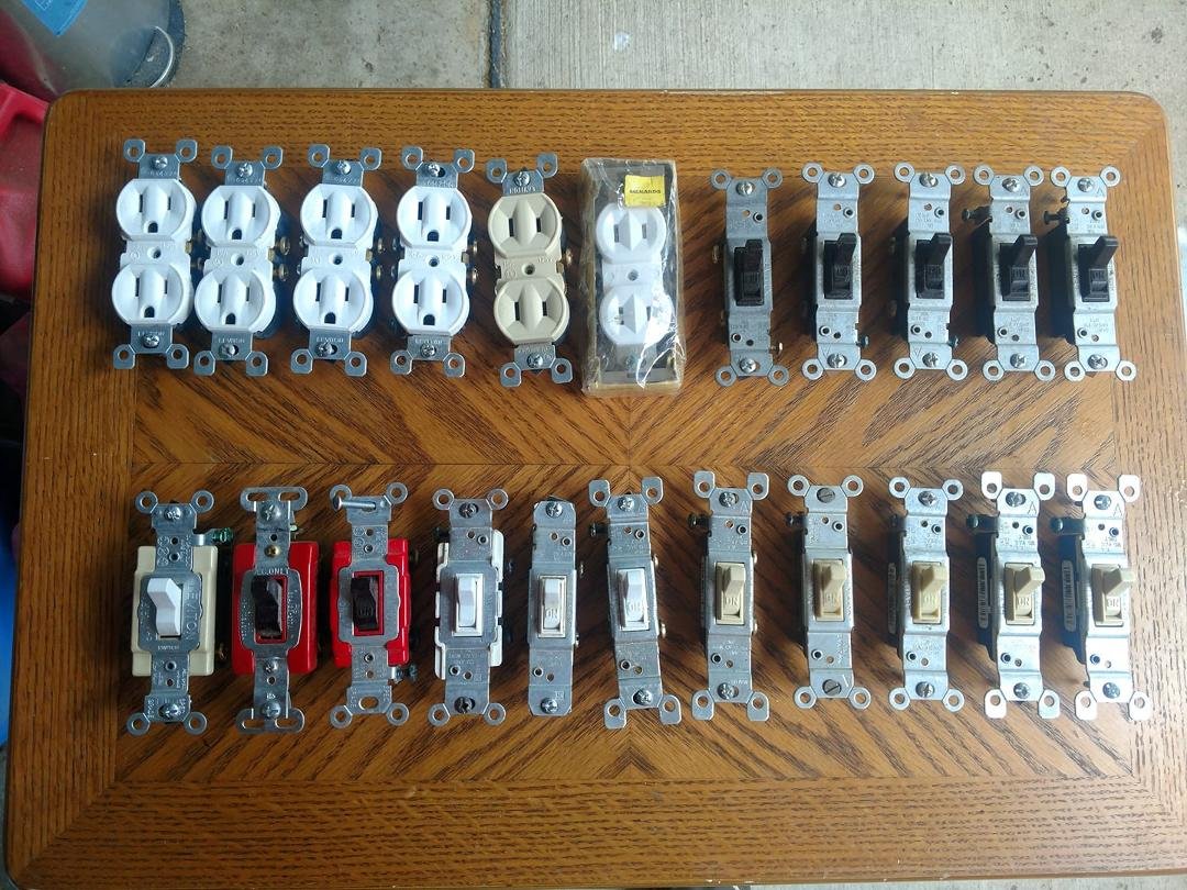 6- 15A duplex outlets
12- 15A toggle switches
1- 15A 3-way toggle switch
3- 4-way toggle switch