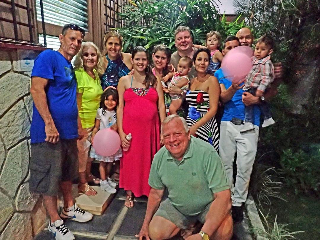 A gathering of friends and Jorge Valdes' Family Cuba 2016., What a terrific Family