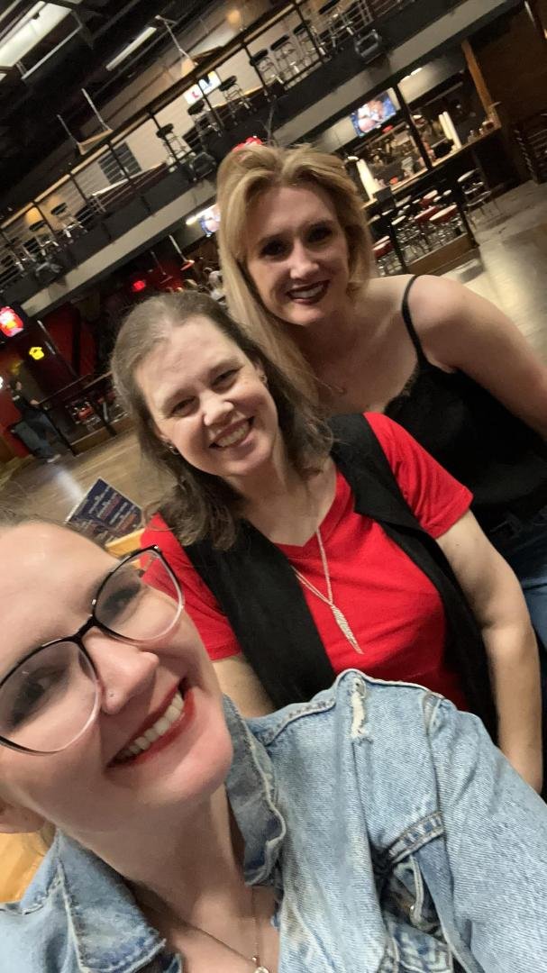 Challenged myself to step out of my box and it went amazingly! Met these two awesome girls and had a blast!