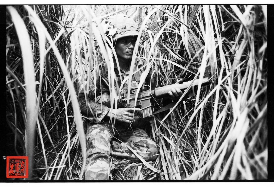 Peter Shaw's album, VIETNAM : In the Foot Steps of Robert Capa