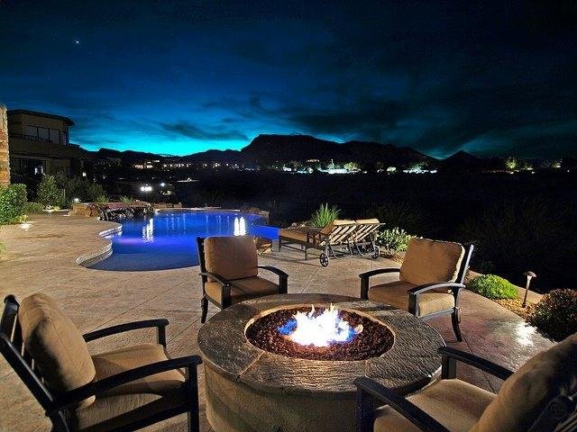 Firepit + Pool = The Perfect Patio
#homes #firepit #pool #patios