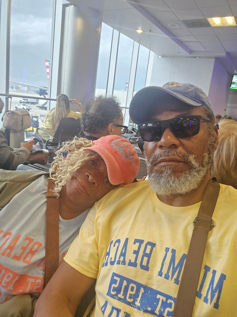 Dwayne Evans' album, Mobile uploads
