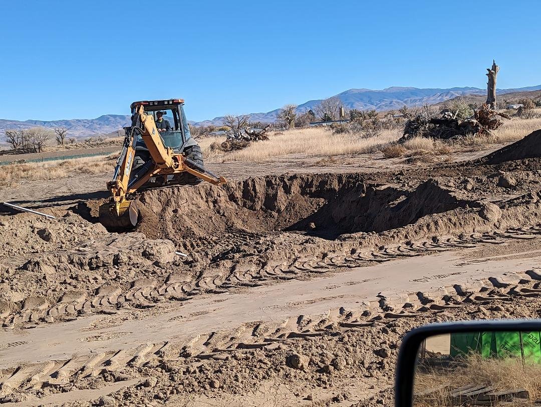 And so it begins! Going to be 30 ft by 100 ft and we're going to fill it with all of our citrus. Lemons, limes, oranges, grapefruit and tangerines. The soil is just absolutely beautiful here in the desert.