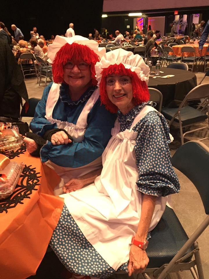 Gale Lingle and Annie Brizius at the POPS