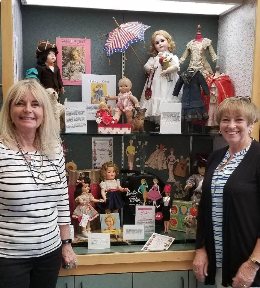 There was 3 of us working at the library doll display. Mary said she may kill me if I showed her picture...which really was a great picture. oh well