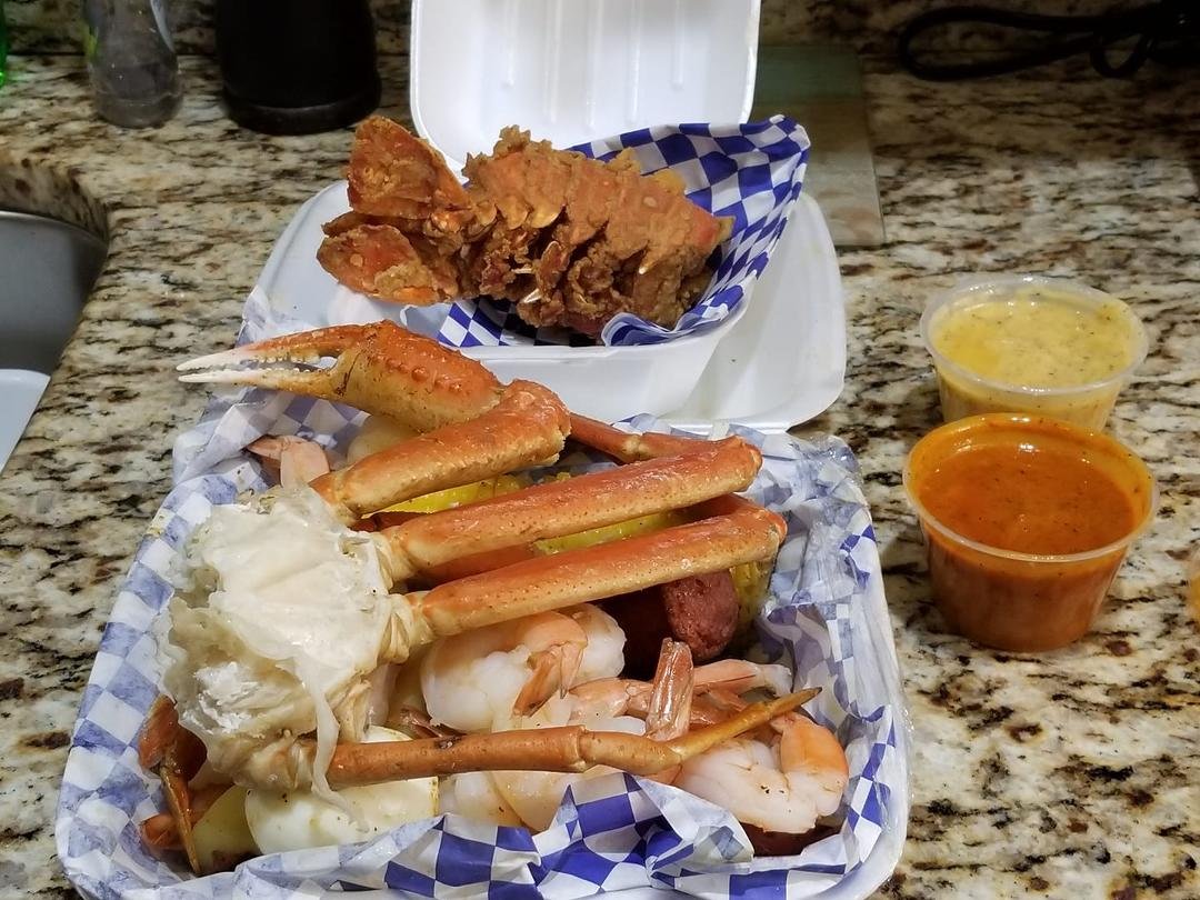 L👁👁k what my husband surprised me with. Family and friends know I'm a FOODIE 🍤