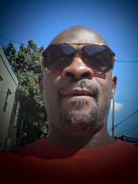 I'M IN South Philly taking a stroll