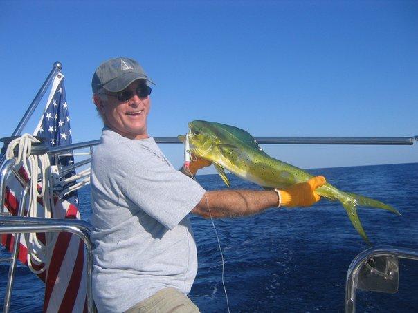 Fat boy catches a Mahi