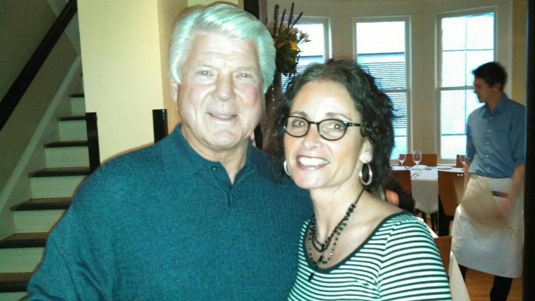 We know where Jimmy Johnson had dinner last night. Dana Pasternack Levey, Catherine Yankow Levine