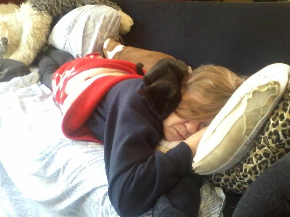 Awww mom and blackie