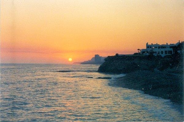 Sunset, Las Gaviotas, Rosarito Beach, B.C., Mexico - 19960812.