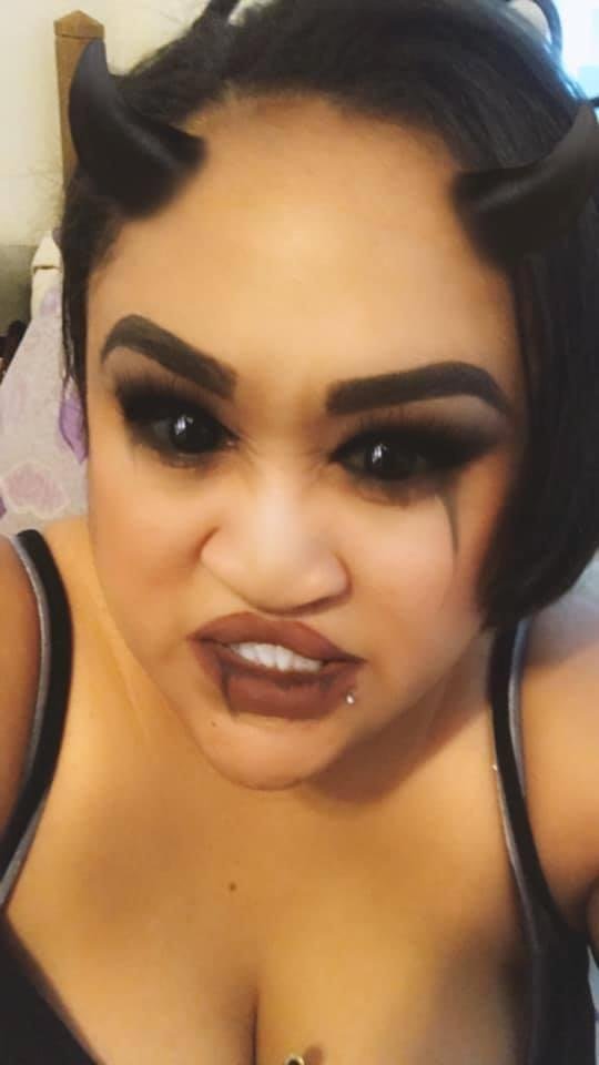 This is my new friend Ravyn Stanza DeCarlo. Don't mess with me ..! .. She's got my back
I want to Thank a kind stranger named Tom Lee!! Today on my way to a job my water hose busted! I am way far from home! He stopped he as