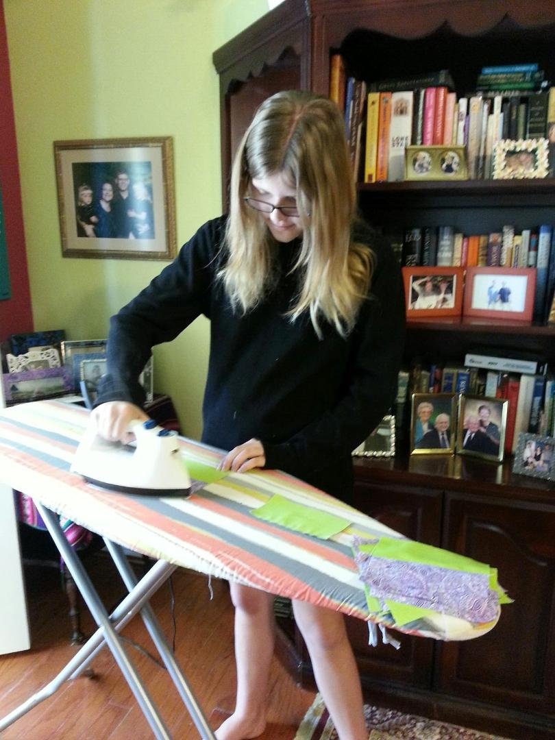 I have one granddaughter all to myself for Spring Break in Grapevine. Among other activities, she's making her own first quilt...great fun!
