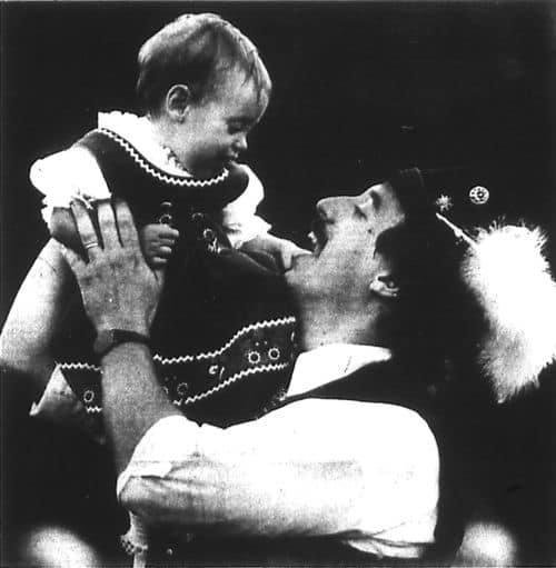 Throwback Musikfest Photos 1984-1999
08/20/84- Dan Meitzler of Topton shares a moment with his 10-month-old daughter, Sarah, in between performances. (This pic was on the front page of the Bethlehem Globe).