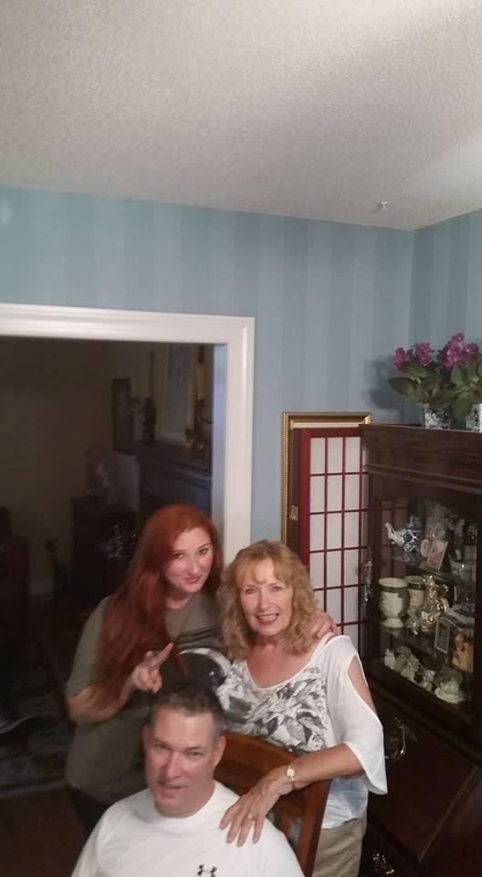 Sharon Pryor's album, Mobile Uploads