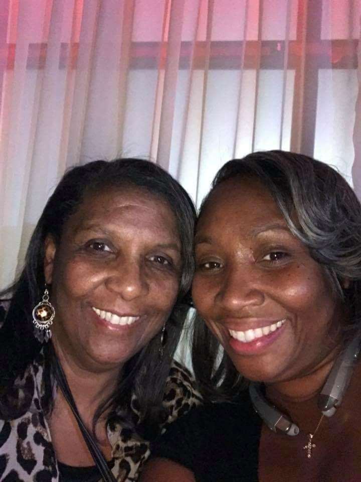 The daughter Challenge is on! If you have a daughter (s) in your life who helps bring balance to your 🌎world. She is beautiful in every way. She has a ❤heart of 💰gold. She makes you 😂laugh but drives you 🙃 very crazy. S