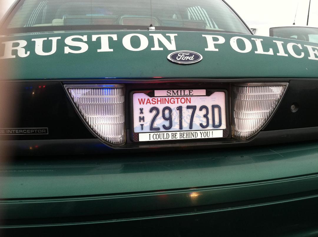 I love a cop with a sense of humor!