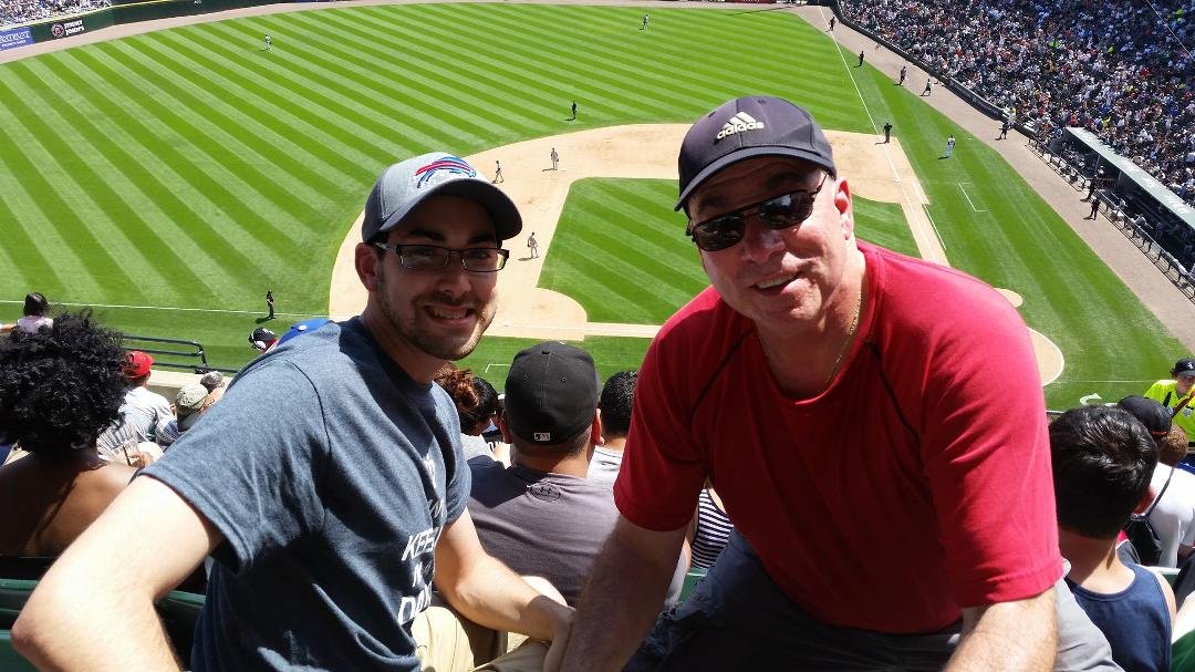 Hanging with my son in law Steven (new dad of twins) @ Yankee Chisox game. Yankees kicking butt. Go Yanks!