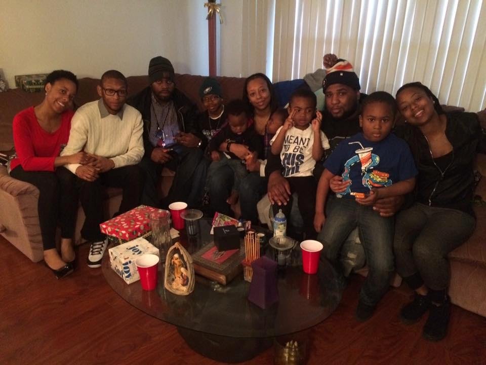 Merry Christmas to my family. All of my kids and the grandkids with their significant other. They came home to visit with me on this Christmas Day. What a joyful and blessed occasion. Merry Christmas to all of my Facebook