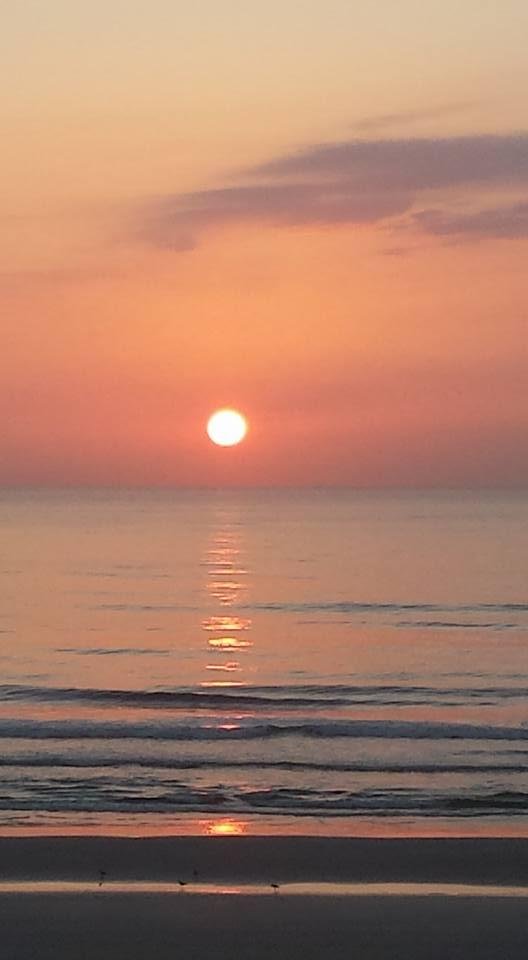 6:35 AM, 76 degrees, and the start of another beautiful day at the beach.