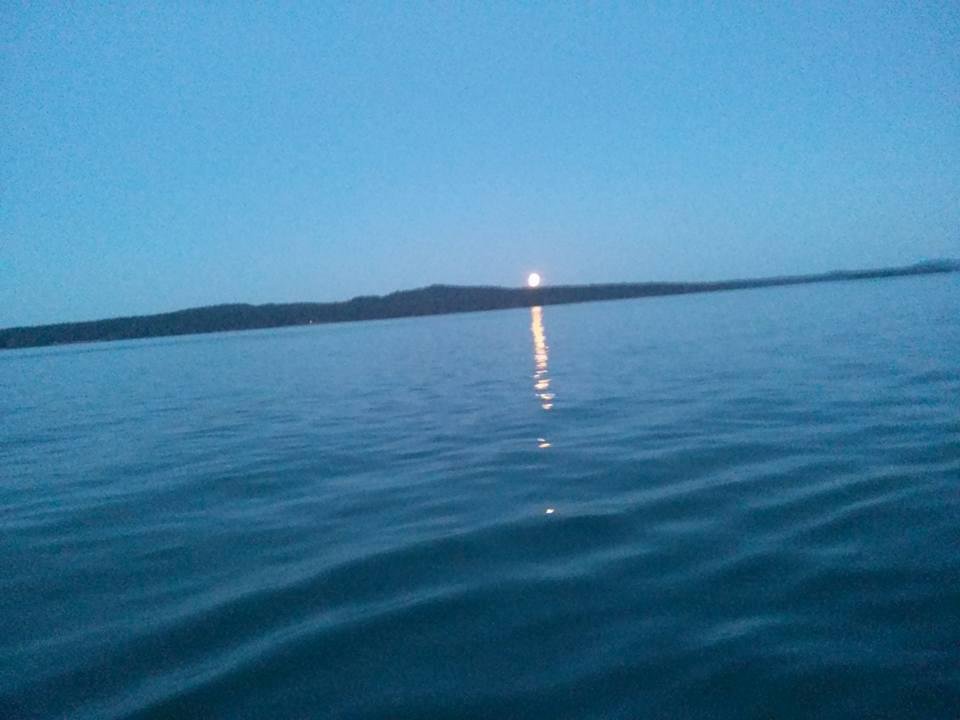 Got to see the moon tonight as we came over late. Don't see it clearly from the cabin location.