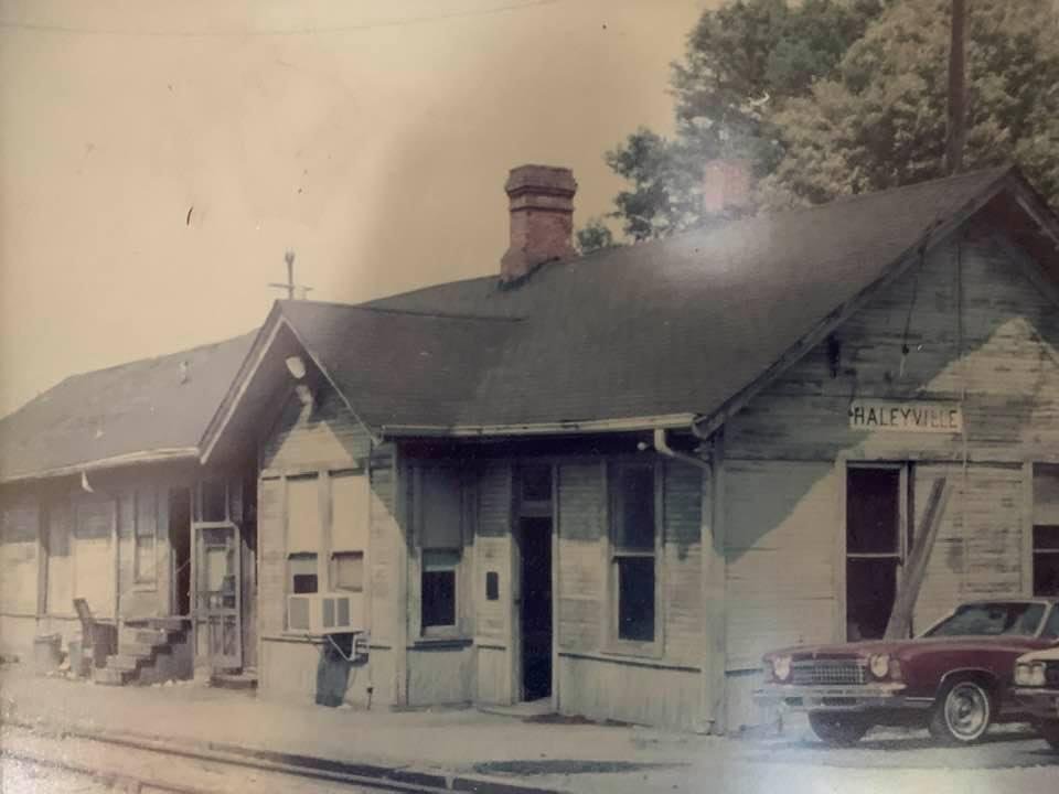Old freight house and callers office at Haleyville Alabama. New building built in late 70’s to replace. I went to Memphis when my job in Haleyville was abolished in 1986.