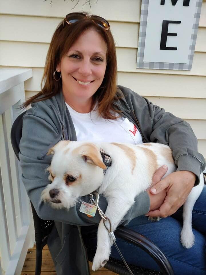 Tried to do this earlier to no avail. Wanted to share a picture of my beautiful daughter on Daughters Day. She is the best wife, Mom, daughter and sister you could ask for. Love you Deb!❤️