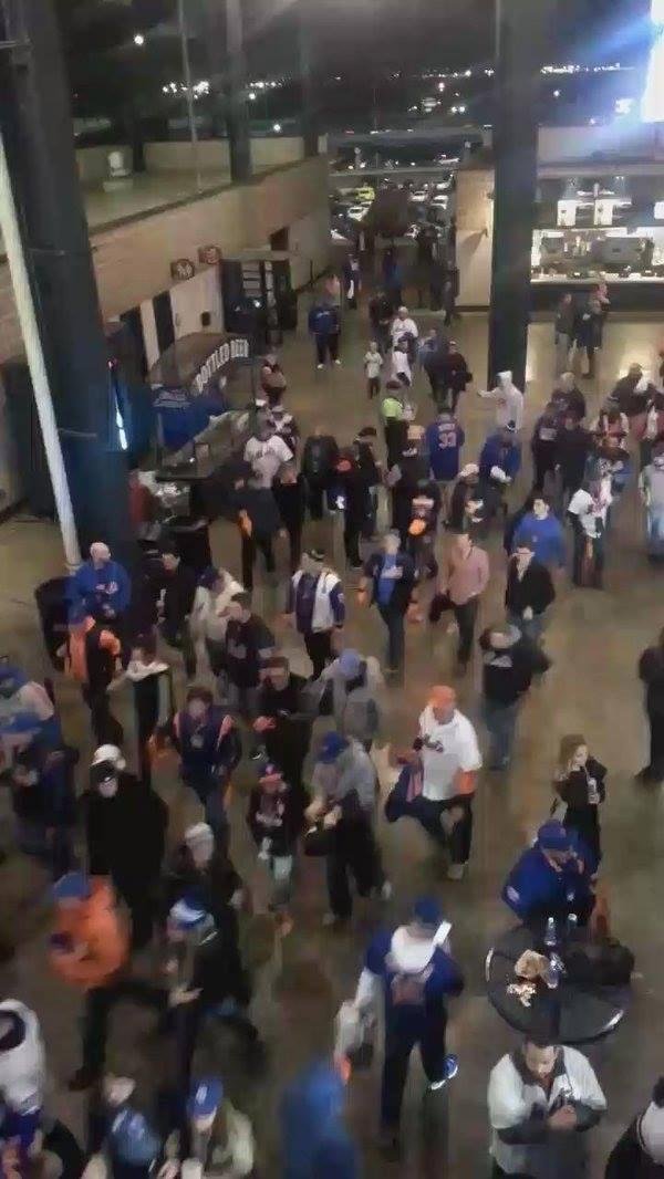 Mets fans giving up, heading home.