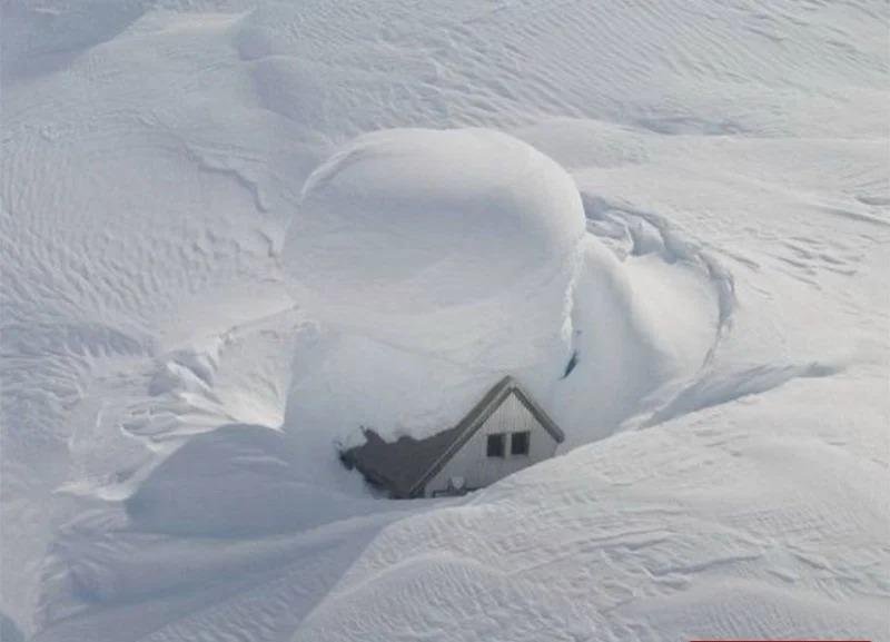 We got a little snow here Saturday night and all day Sunday 😐