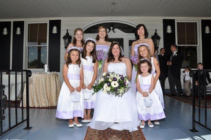 Bride, Laura Pommett Sommers, Jill Pommett, Erika Pommett Malvey, Karen Wagner, Katherine Sommers, Vera Pommett, Ella Pommett and Colleen Malvey