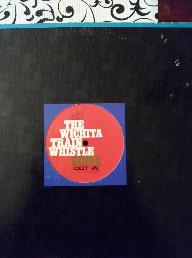Fellow Monkees fans will recognize this immediately. Found it yesterday at Goodwill for 69 cents. Wish I could say the record's condition was pristine but it's barely worth what I paid for it. The die-cut cover however is w