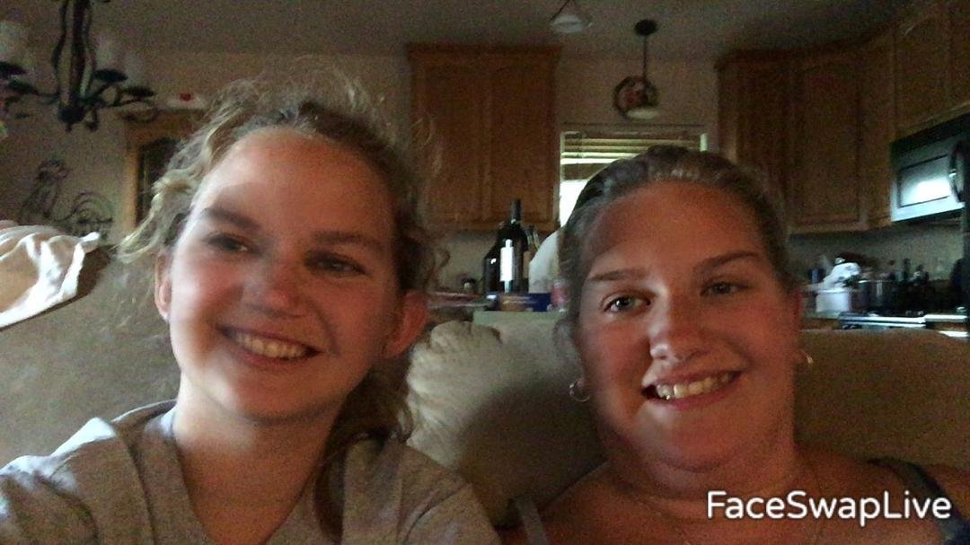 Emily and I 😂
#FaceSwapLive