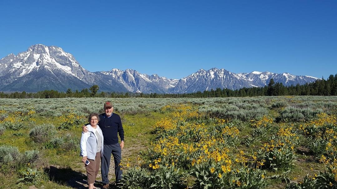 Grand Tetons in all there glory
Most beautiful spot on the planet
Crisp mountain air abt 40 % .