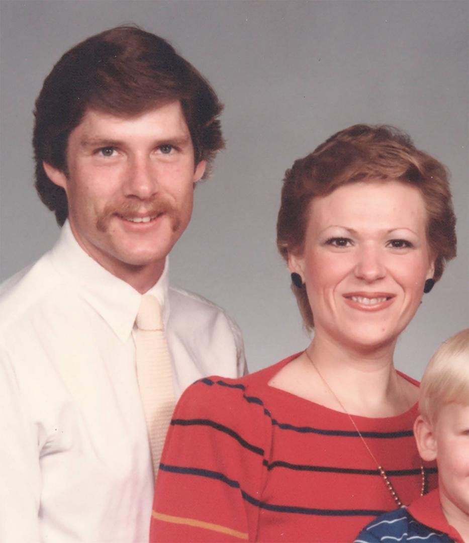 LOVE YOUR SPOUSE Day 4
I was challenged by Lisa Wolfe Goodwin and Martha Speers to post photos with my husband for 7 days and tag 2 people each day to continue the celebration of love and marriage! ❤️
Today I challenge Jane