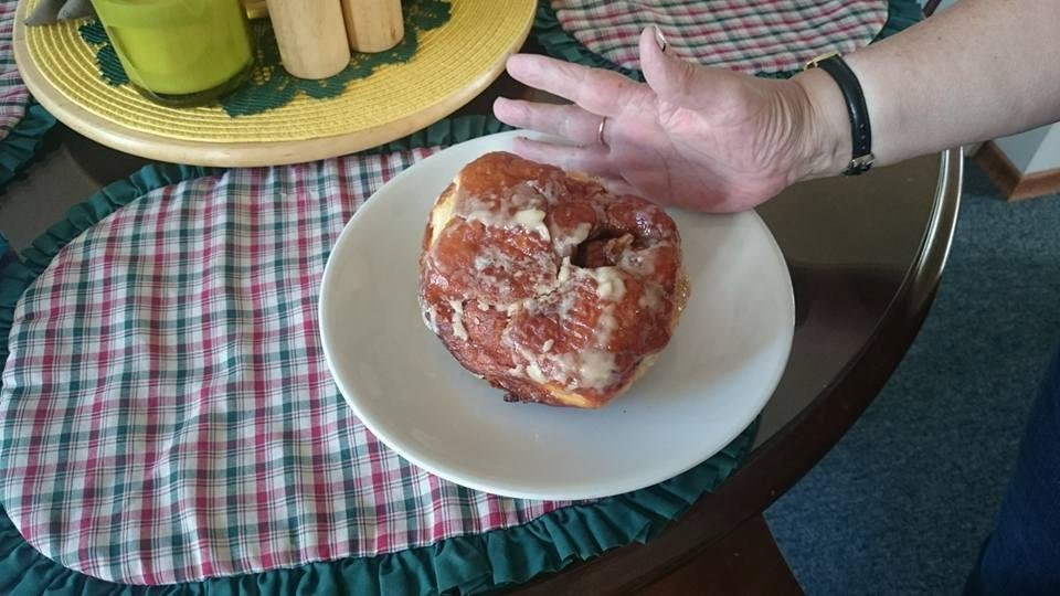 How to sink boats, this is the size of a apple fritter from our local restaurant, 6x3.5